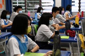 小学校长副校长最高升至DG54级  首相：不会变相降级回执教岗位