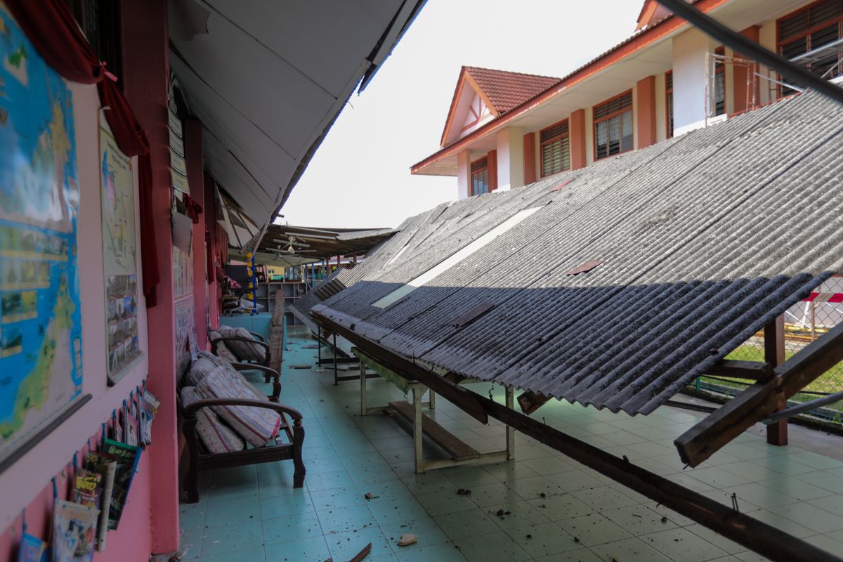 தெலுக் பங்ளிமா காராங் தமிழ்ப்பள்ளியின் கூரை சரிந்தது