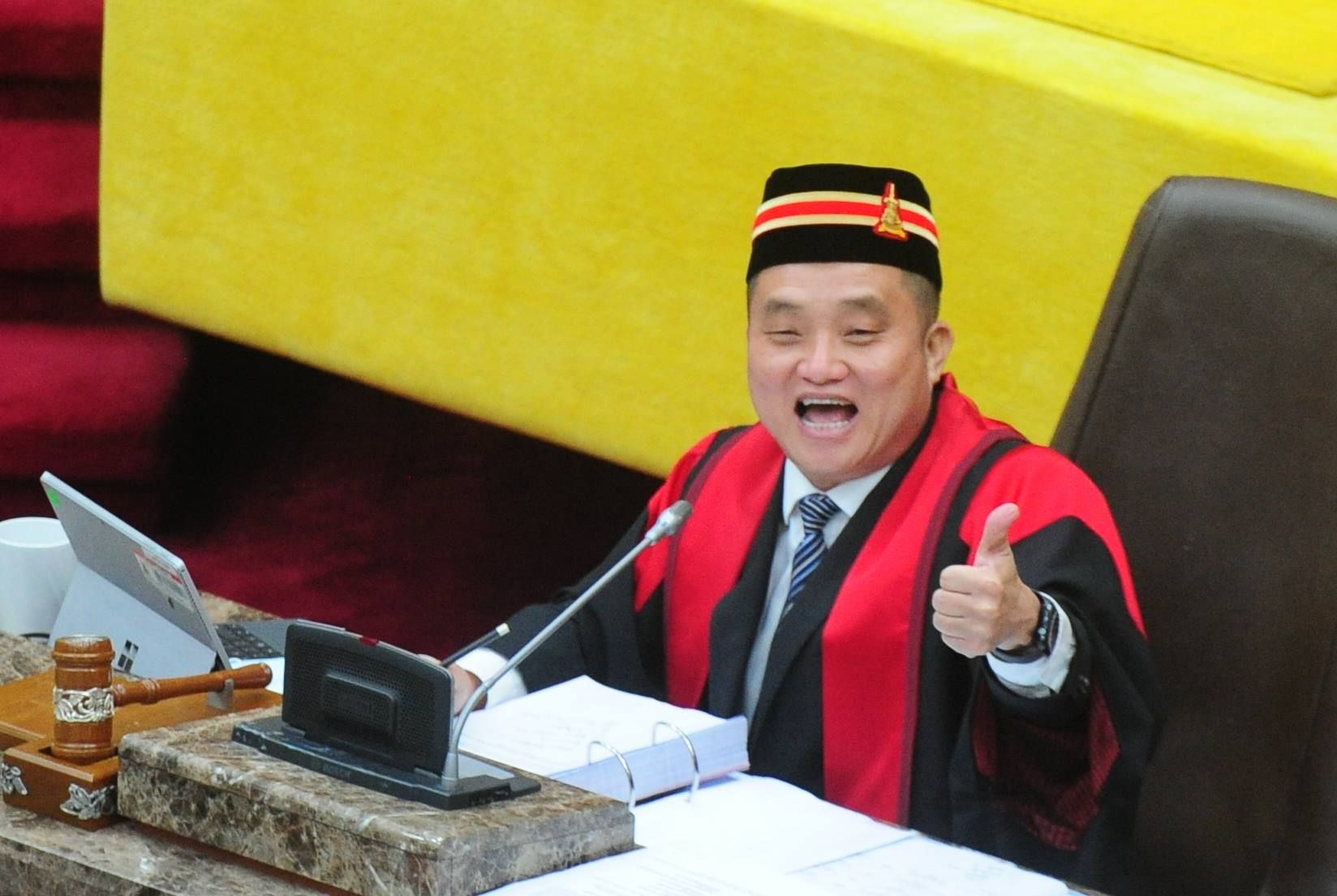 黄瑞林赞扬雪州朝野议员 活跃参与辩论