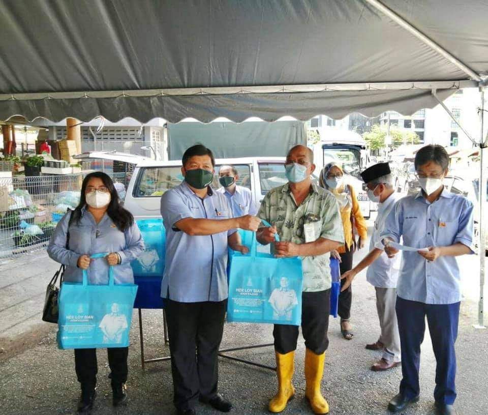 加影区派2000试剂盒  许来贤:遏制社区疫情