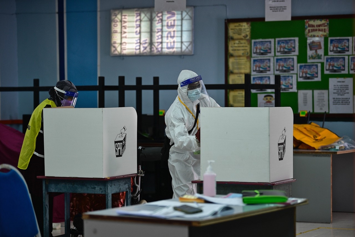 Covid-19 positive voters must wear face masks — Health D-G