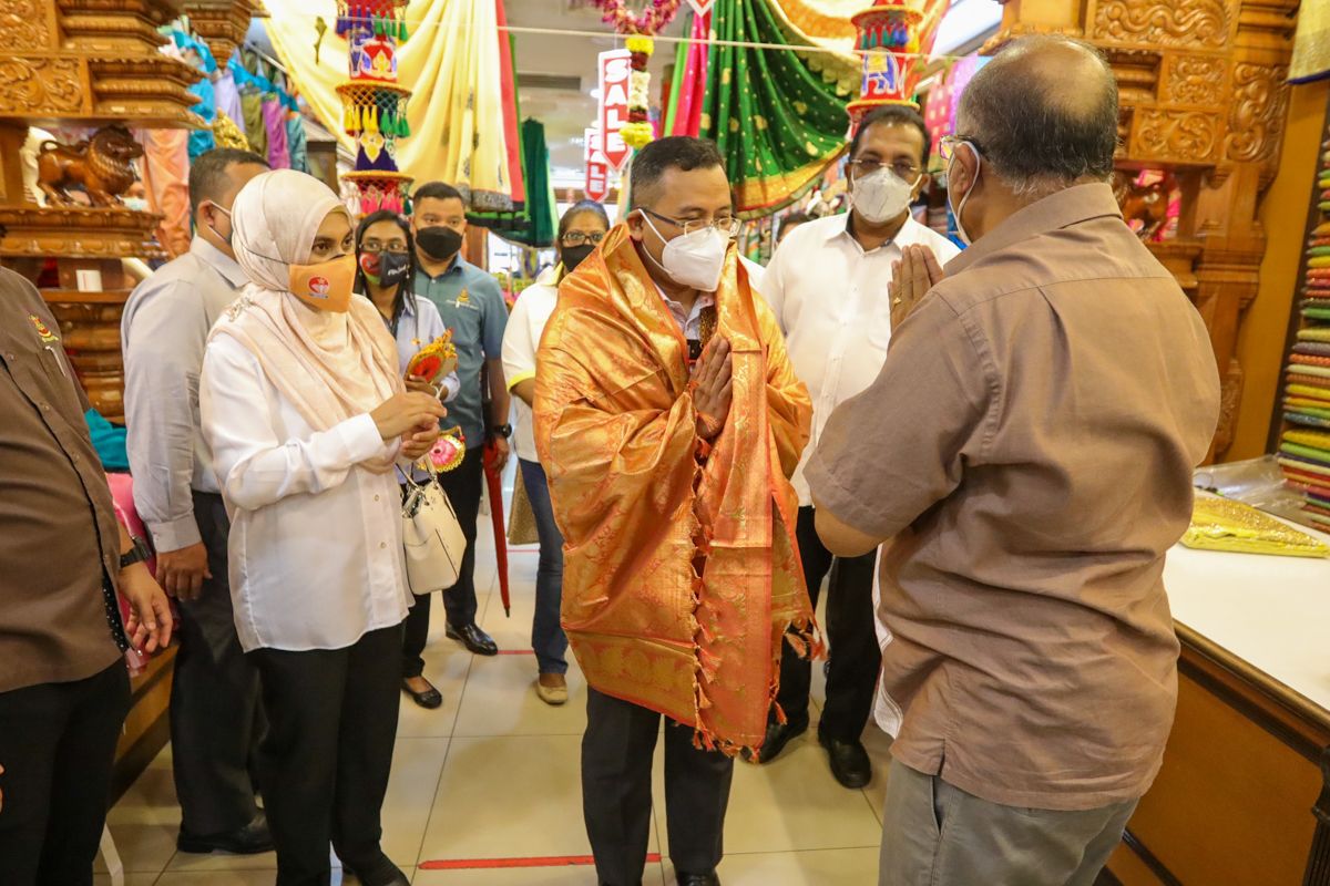 Deepavali kali ini beri 'cahaya' selepas dua tahun 'bergelap' akibat Covid-19