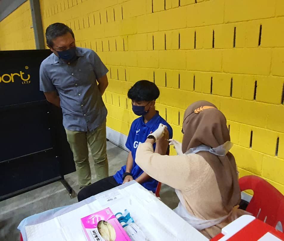 黄思汉盼蒲种设加强剂接种中心 方便市民施打