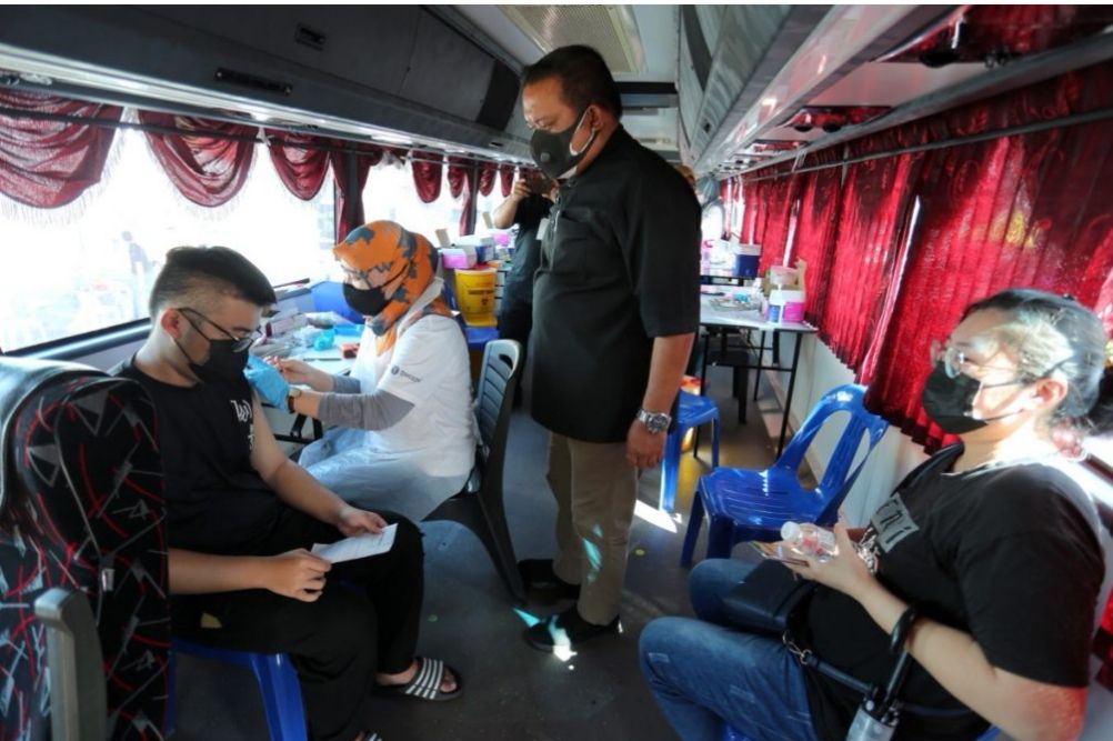 邓普叻区周日办流动接种  为民众免费施打500剂