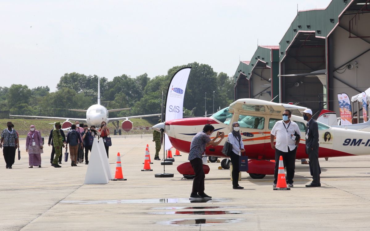 黄思汉邀17至26岁青年撰稿    赢取雪州航空展VIP门票
