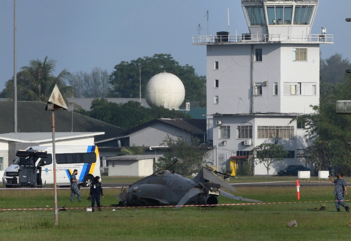 Co-pilot injured in Hawk 108 crash incident undergoes successful surgery