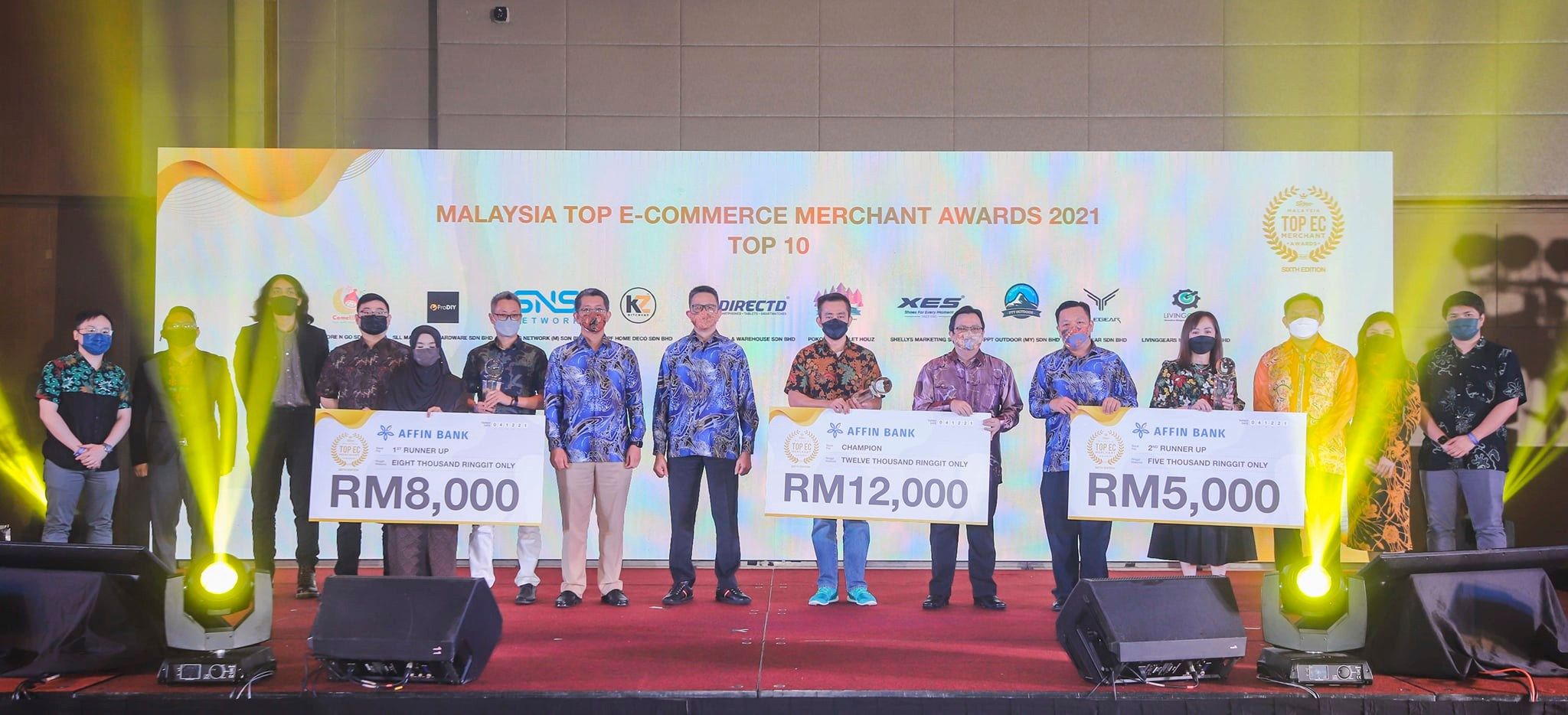 Syarikat pakaian bayi rangkul anugerah Malaysia Top E-Commerce Merchant