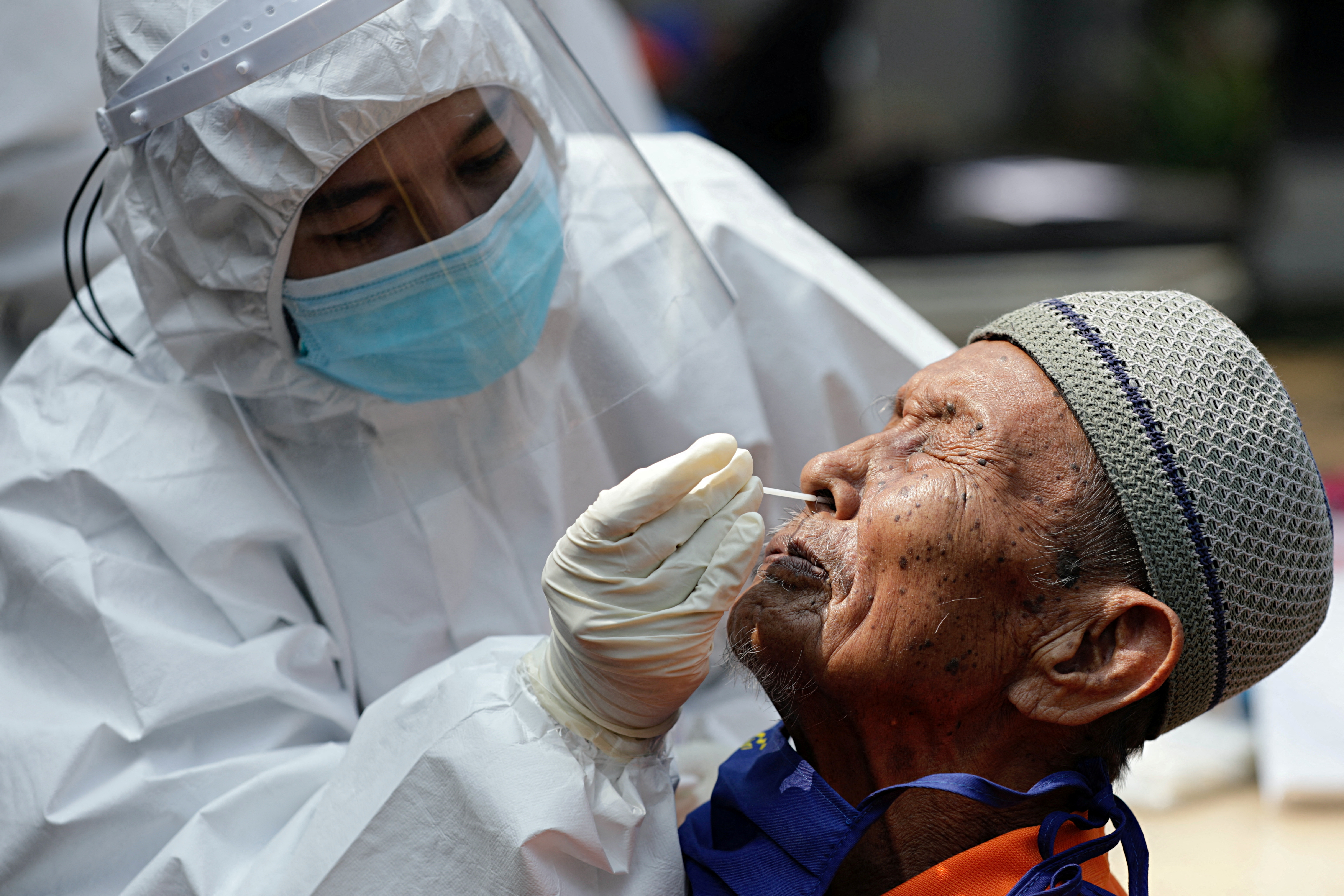 KJ: Elderly advised to get Covid-19 vaccine, booster ahead of Ramadan