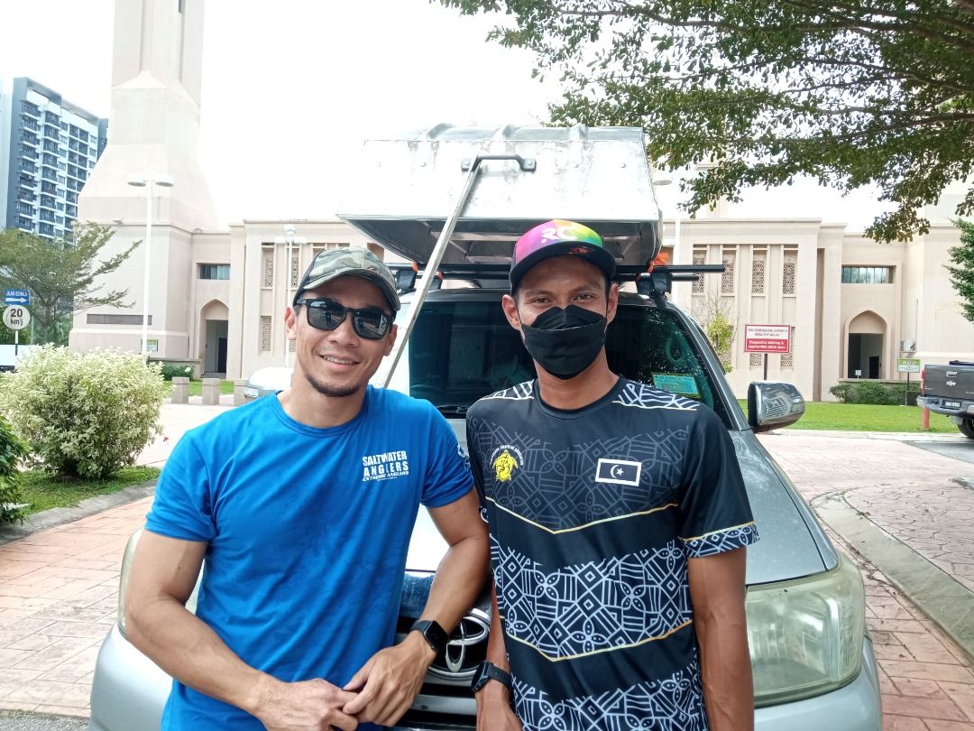 Bekas atlet Sukan SEA mendayung hantar bantuan buat mangsa banjir