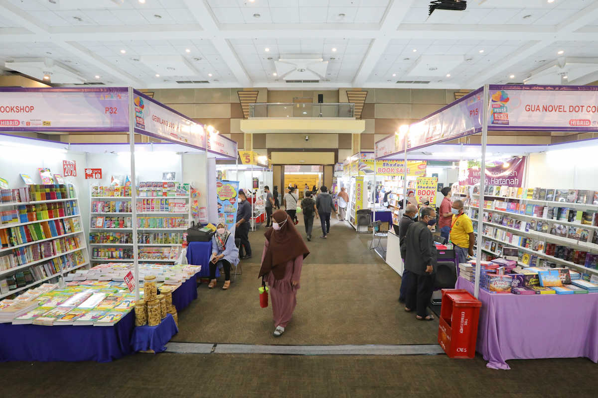 State govt chips in quarter million for book fair’s success