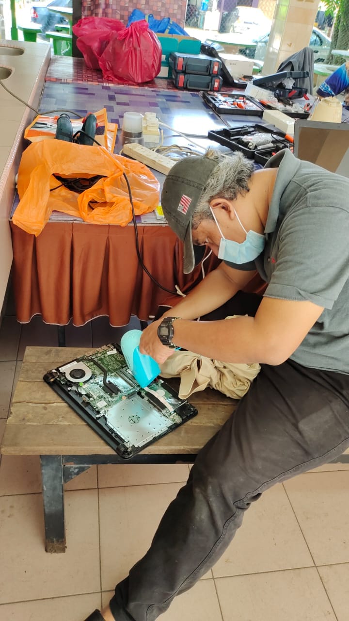 Mangsa banjir boleh baiki alat elektrik percuma di Dewan Azalea