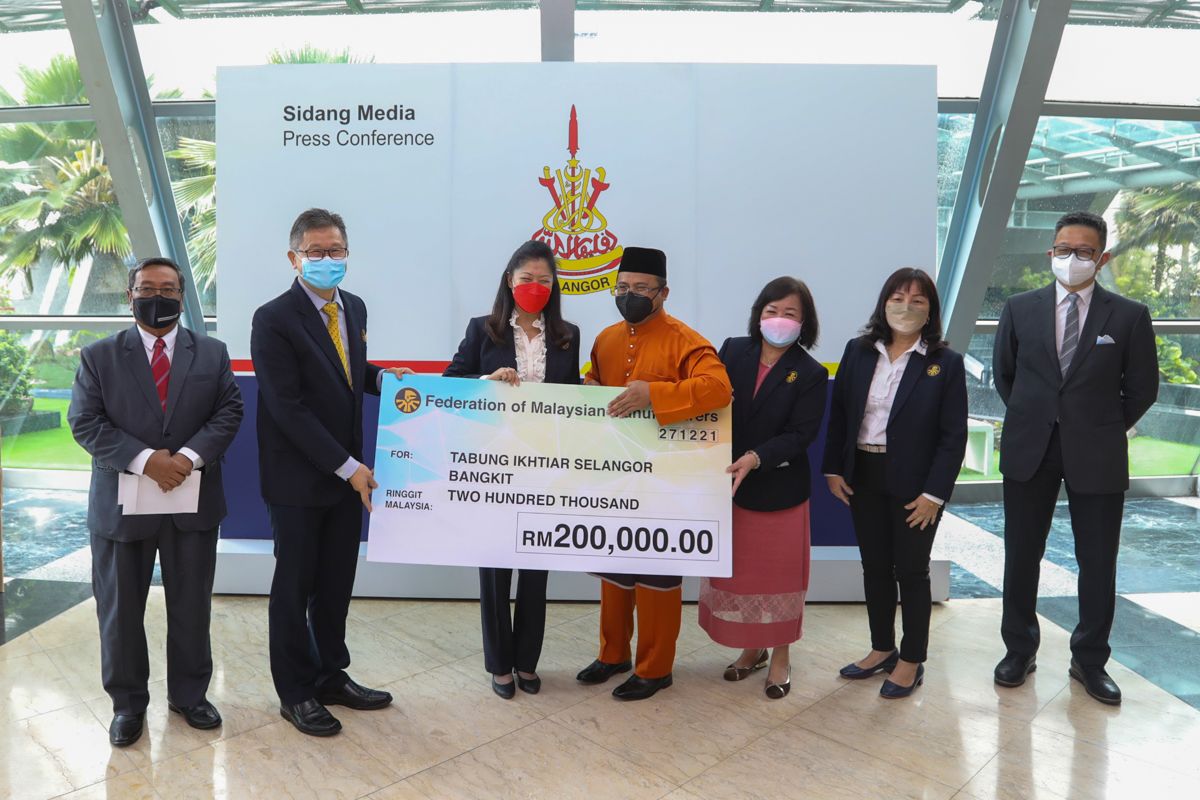 Tabung khas pulih banjir Selangor terima sumbangan RM1.8 juta