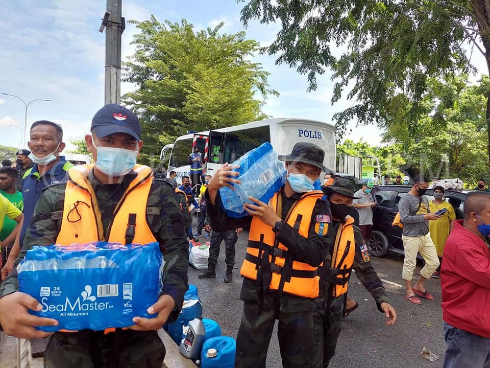 Recent Selangor floods beyond state’s capabilities in disaster management – PM