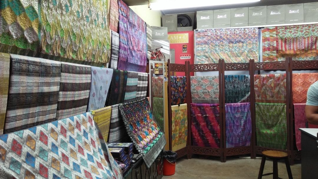 Songket recognised as Unesco list of representatives — Motac