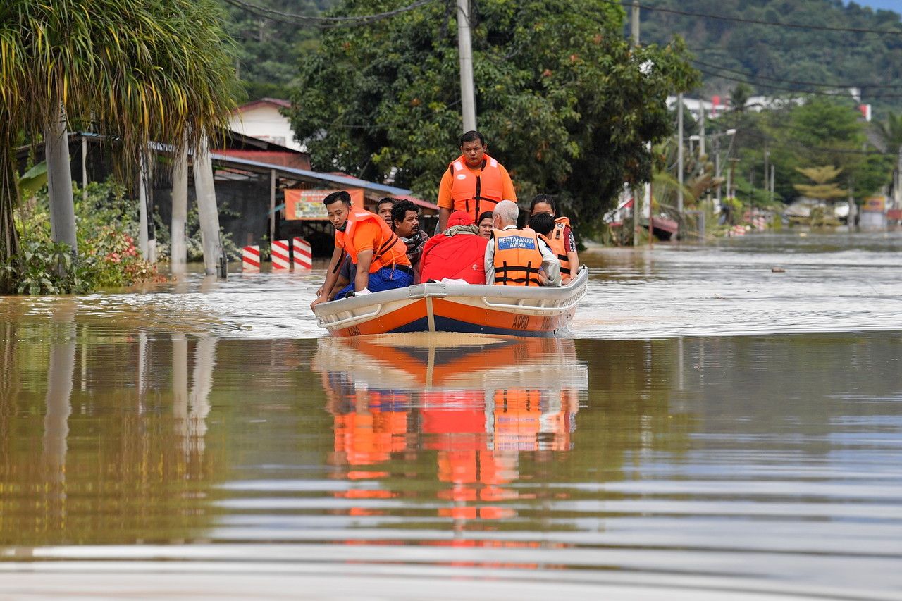 பந்திங்கில் வெள்ளம்- ஆறு குடும்பங்கள் வெளியேற்றம்