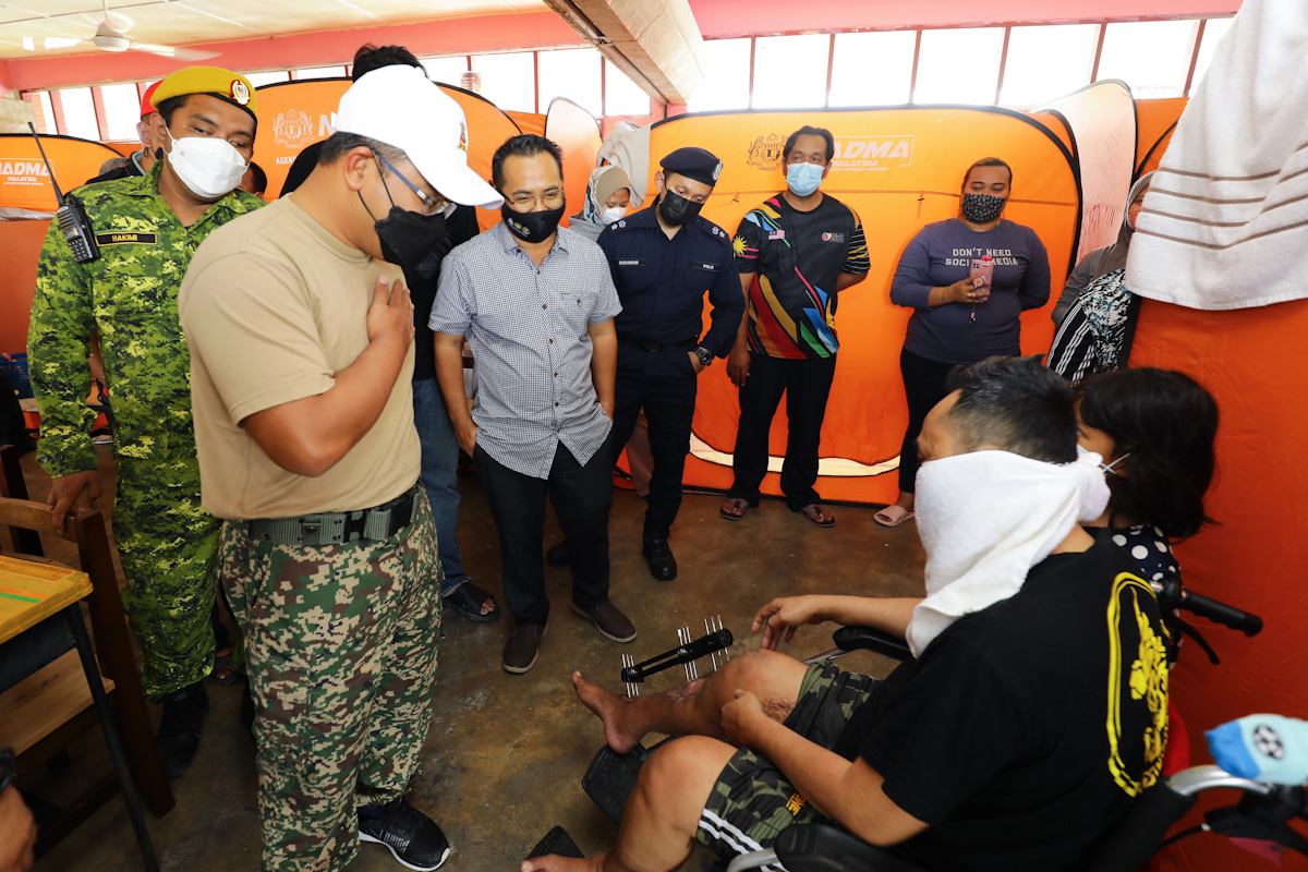 Selangor sees 200 plus relief centres accommodate over 30,000 flood victims