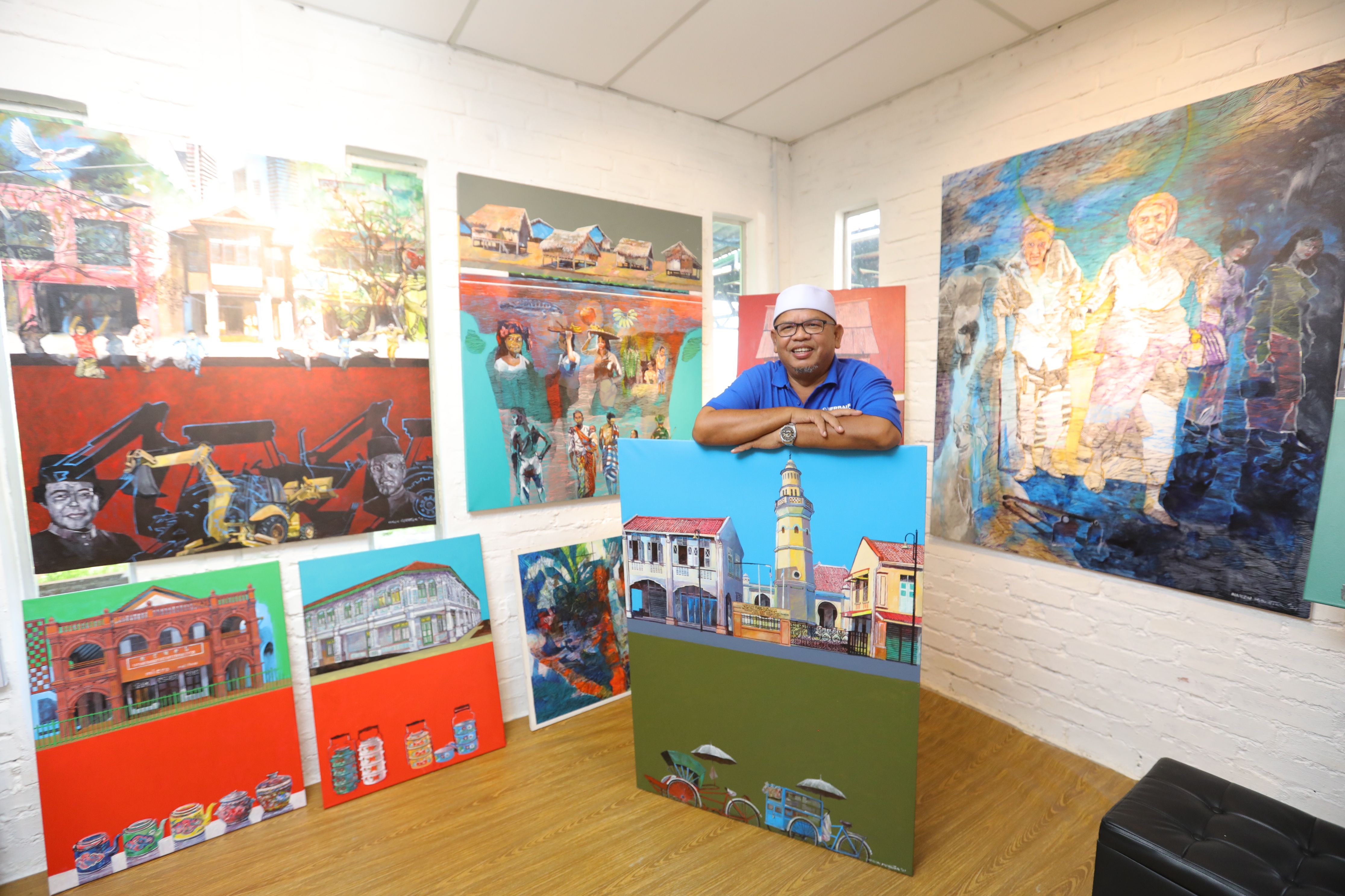 Pesan sultan cetus idea pelukis Haron Mokhtar buka galeri seni tengah sawah