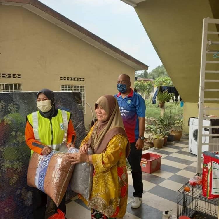 梳邦再也市厅下放50万紧急拨款 管理灾情.抢修基设