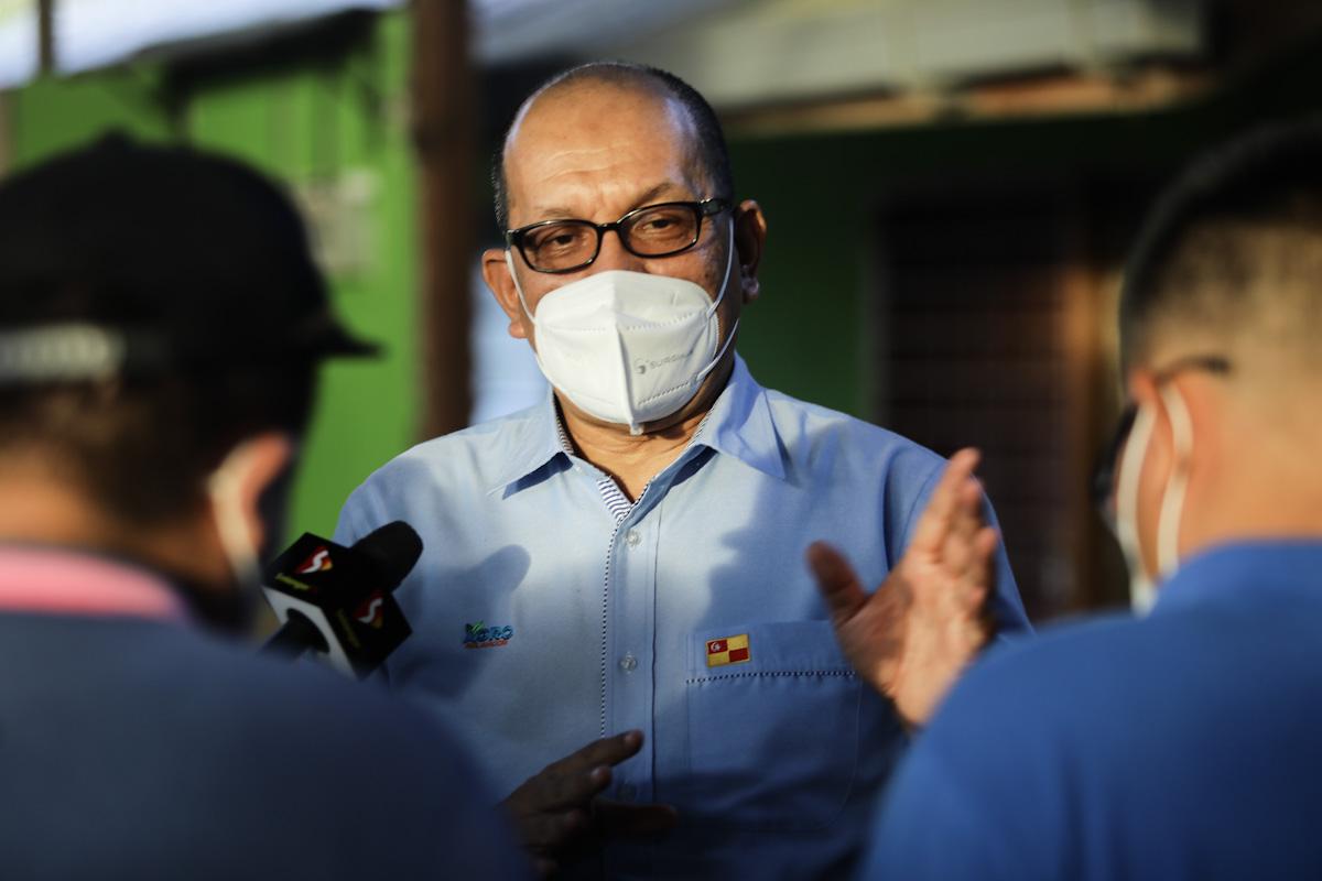 Hanya air empangan Tasik Subang dilepas secara berterusan sejak semalam