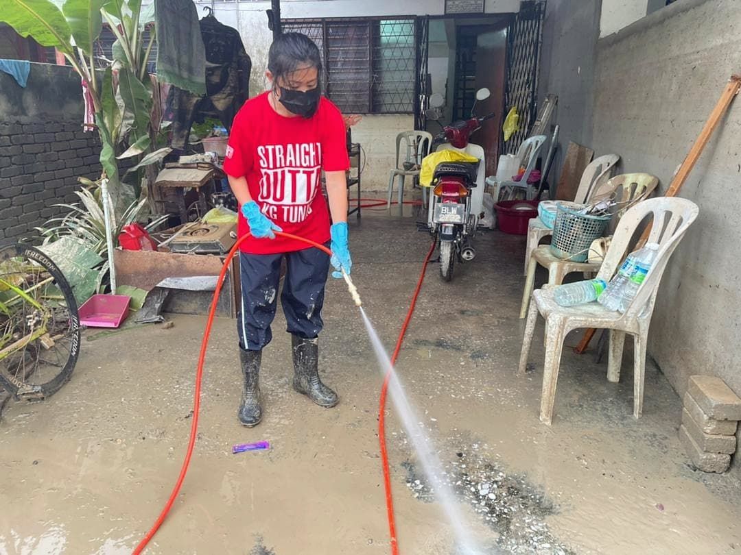 林怡威服务中心即日起关闭一周 专心助灾民清理家园