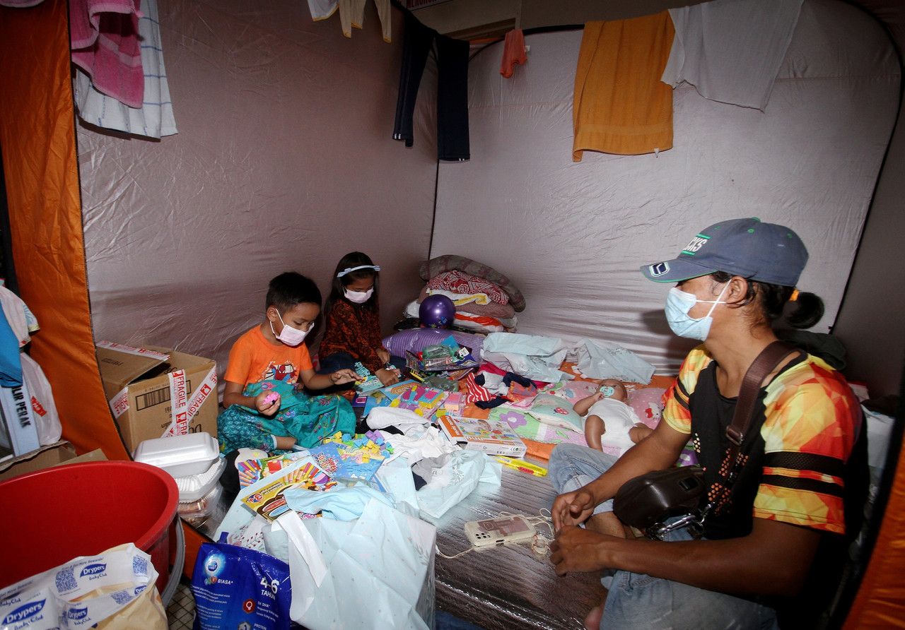 Floods: Number of evacuees in four states continue to drop