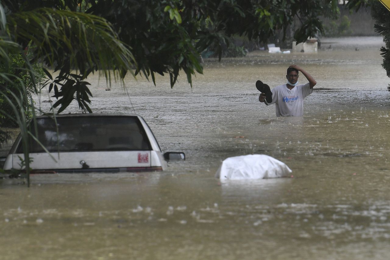 嘉玛丽雅来临州议会 提问气候变化的应对准备