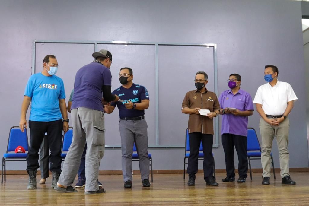 3445万水灾援金.抚恤金  雪州3.4万户灾黎受惠