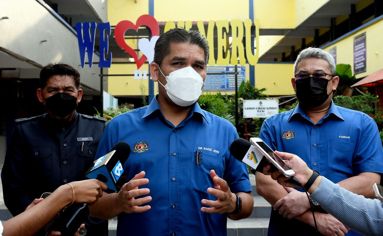 Weekly Wednesday updates of schools unable to reopen due to floods — Radzi