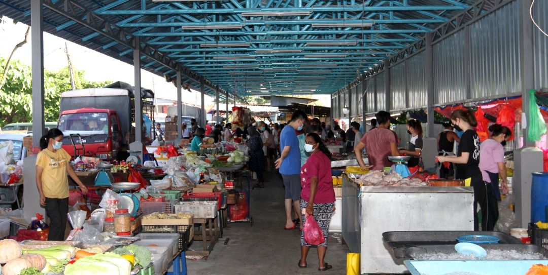 小市民不懂政治 只知贪污严重.物价上涨