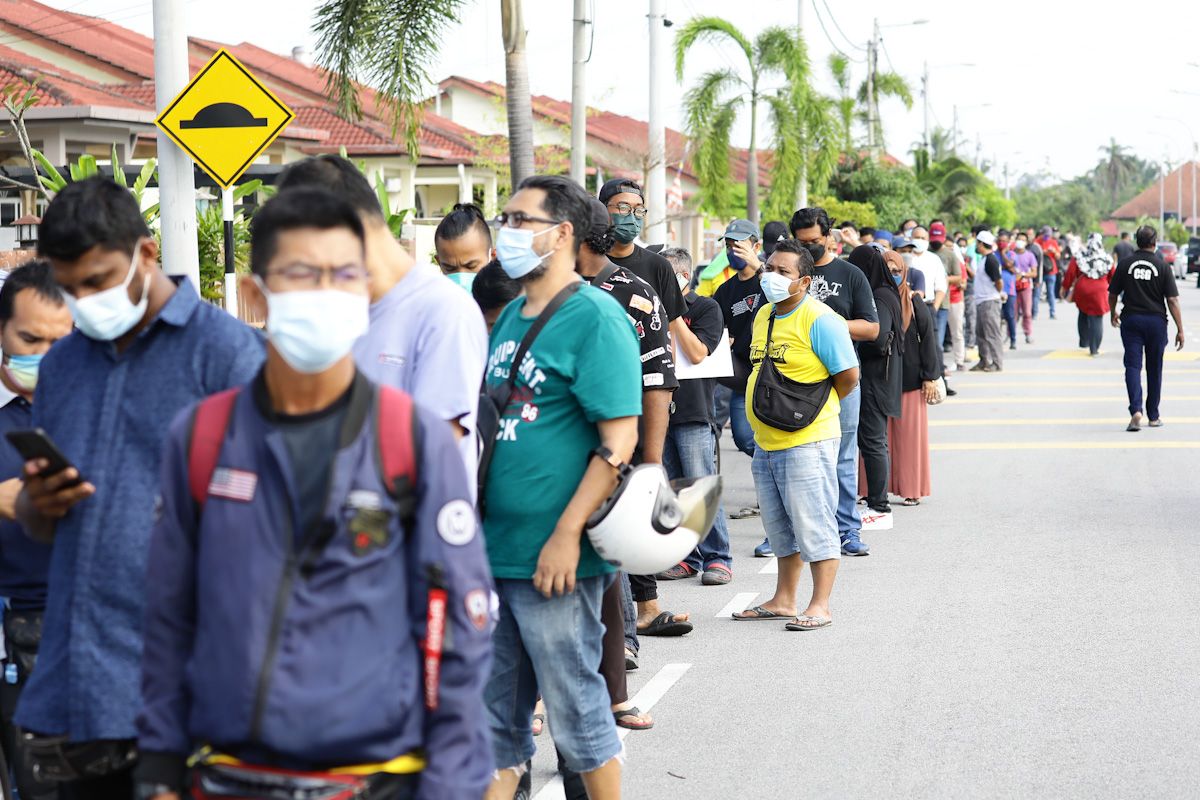 40,000 குடும்பங்களுக்கு வெள்ள நிவாரண நிதி வழங்கப்பட்டது