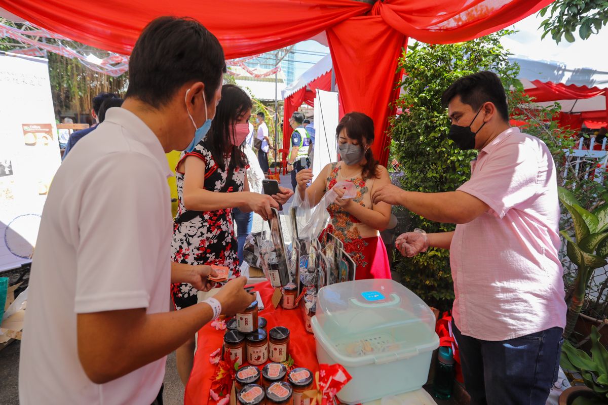 雪好品创新村经济价值 黄思汉翼留住年轻人发展家乡