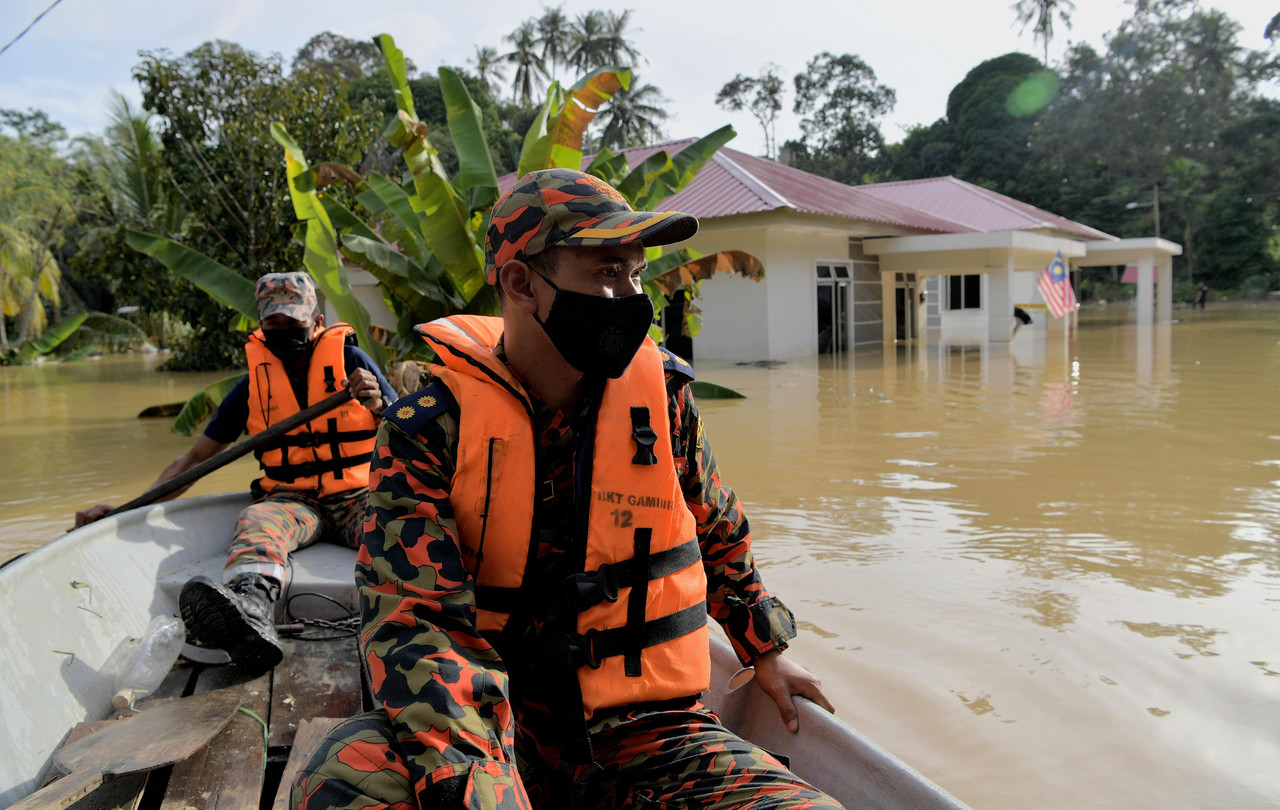 Johor floods: Evacuees at 3,612, Batu Pahat latest district to be hit