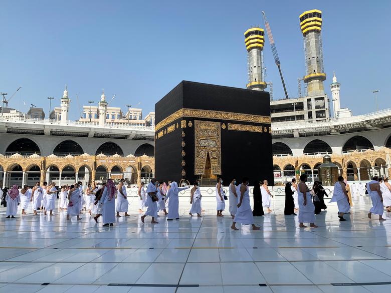 Top diplomat urges Malaysians to comply with haj rules