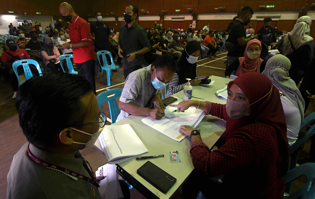 Govt channels over RM125 mln BWI assistance to flood victims — Tengku Zafrul