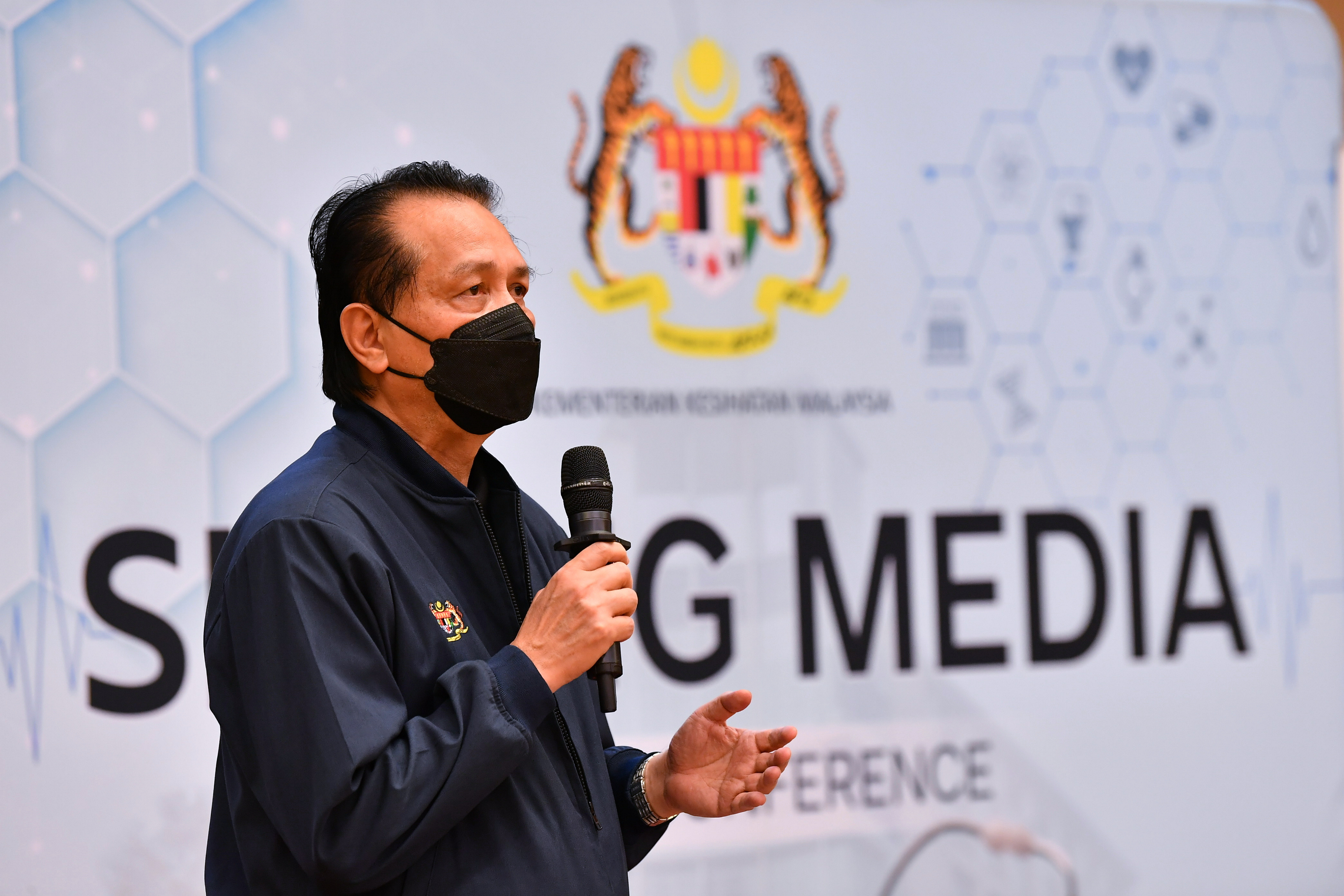 Individu positif Covid-19 bergejala ringan dibenar mengundi dalam PRU15