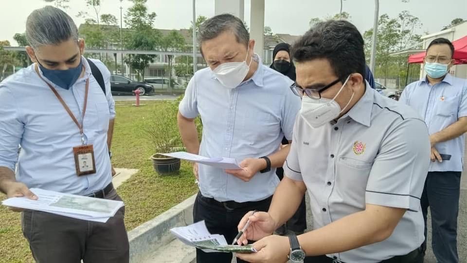 எல்மினா  குடியிருப்பு பகுதியில்  கடந்தாண்டு முதல் 21 தெருநாய்கள் பிடிபட்டன