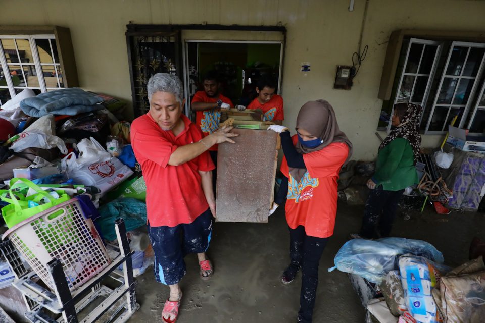 Selangor PKR readies members to aid in flood relief efforts