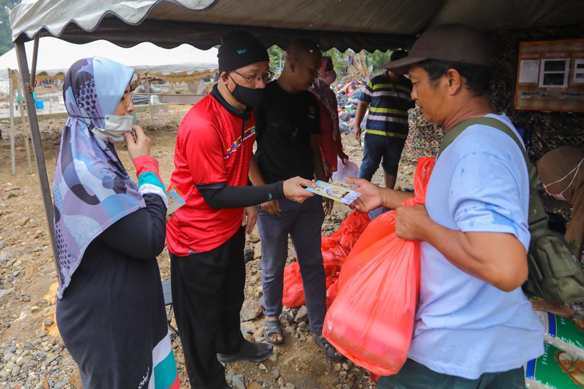 Baru 30 peratus siap, mangsa banjir bina semula rumah guna bantuan RM1,000