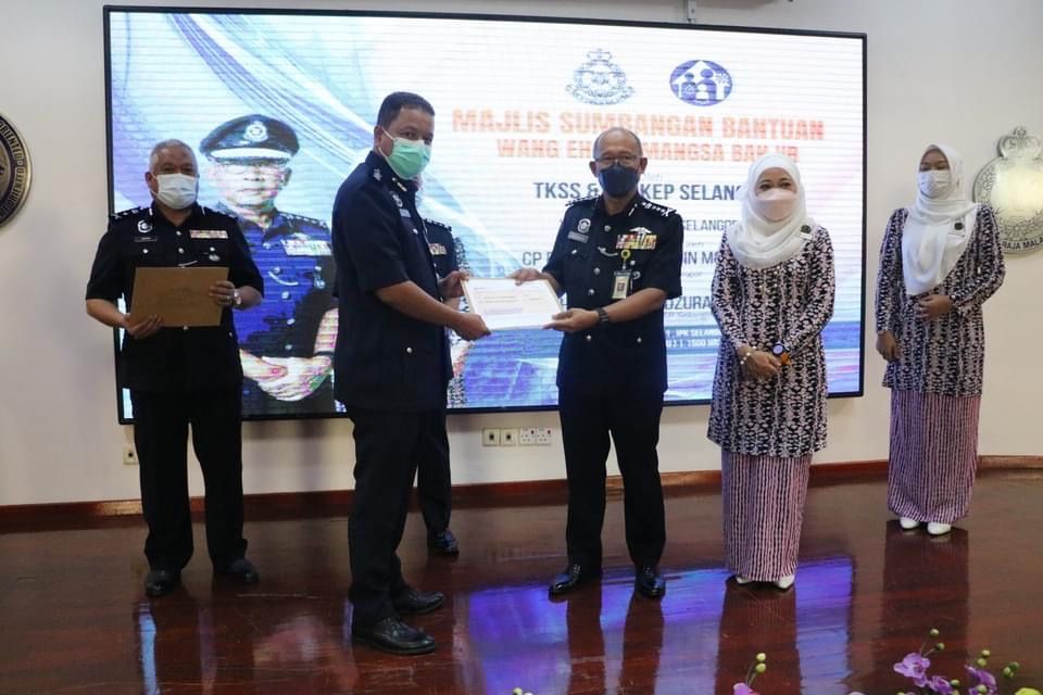 795 warga polis Selangor terkesan banjir dapat bantuan