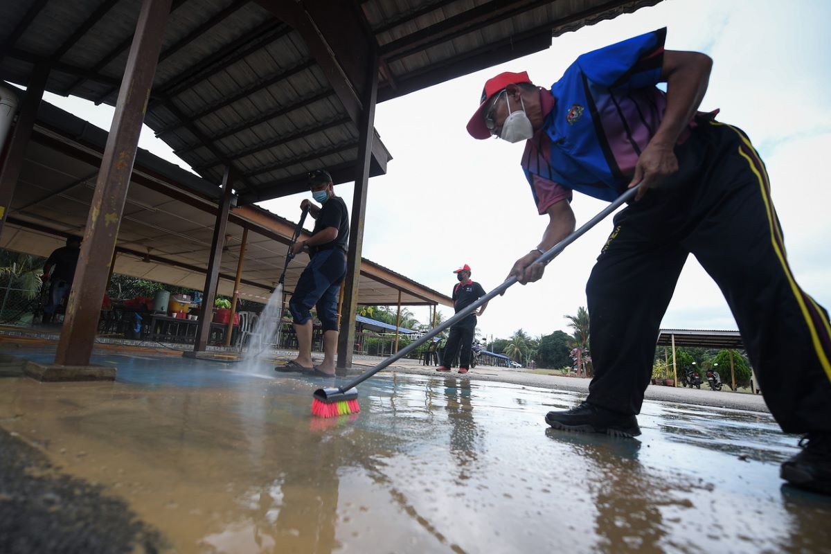 Northeast monsoon: MOE prepares flood management guide for schools
