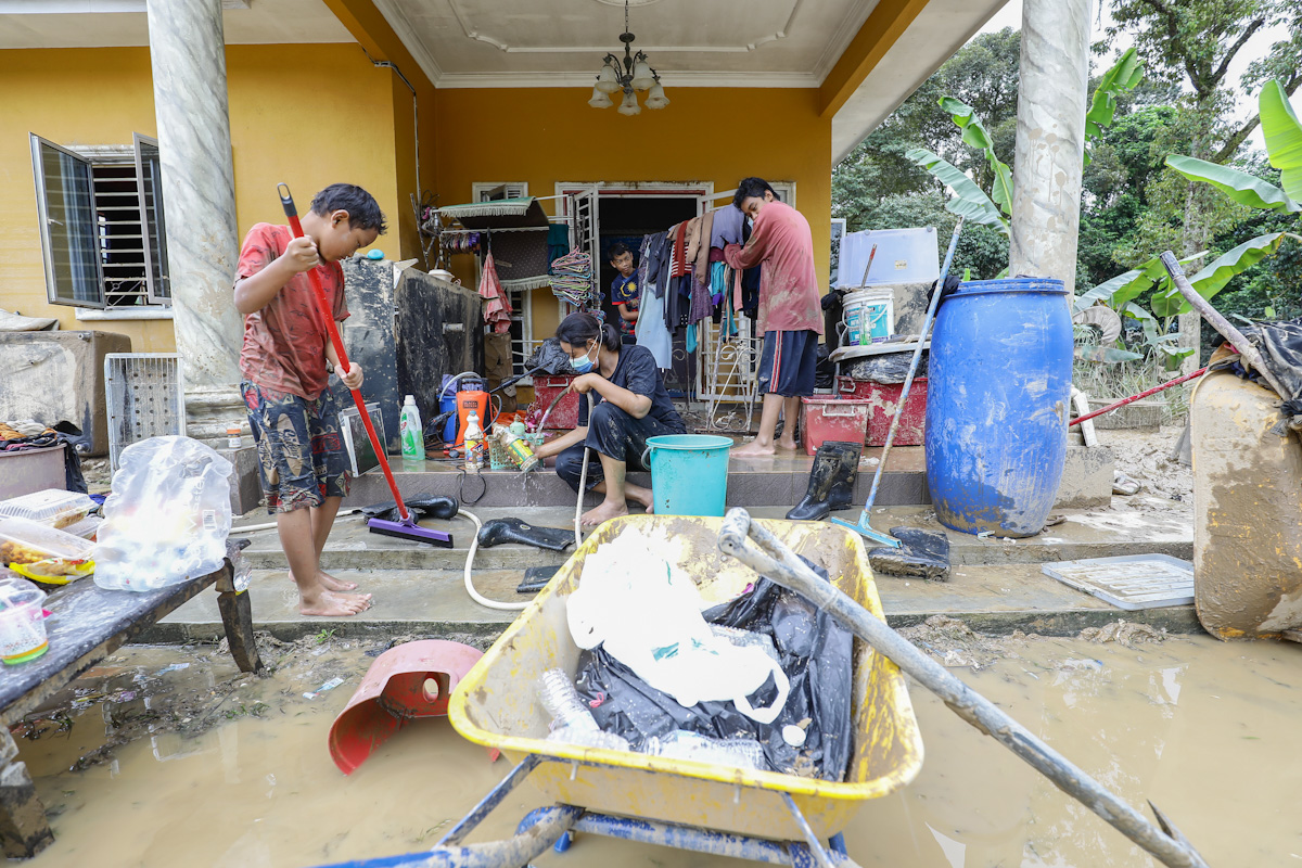 Mangsa banjir lega dikecuali bil air, tampung kos beli perkakas elektrik