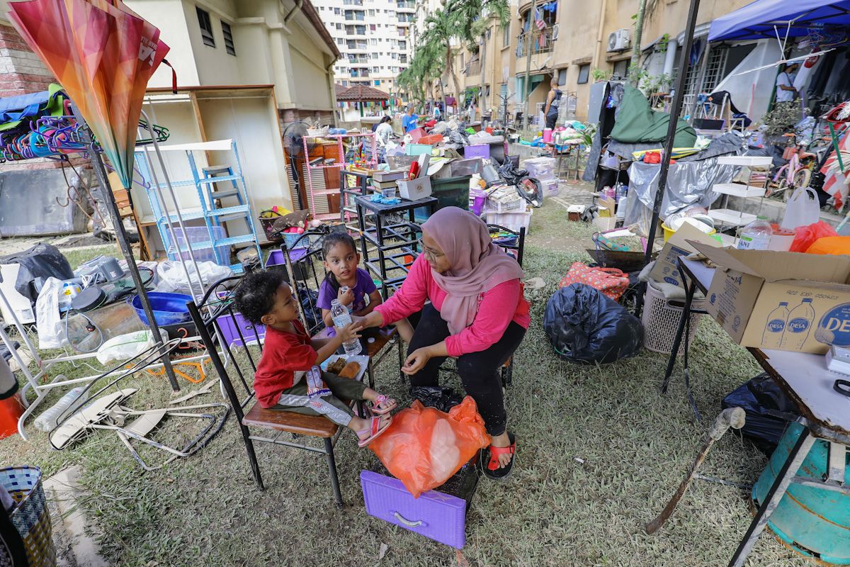 Banjir: Lebih 6,000 isi rumah di Petaling terima bantuan RM1,000