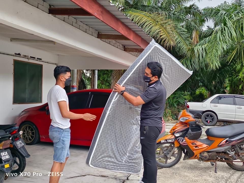 巴生港口州选区收到逾3000水灾援金申请 大半已发放给灾黎