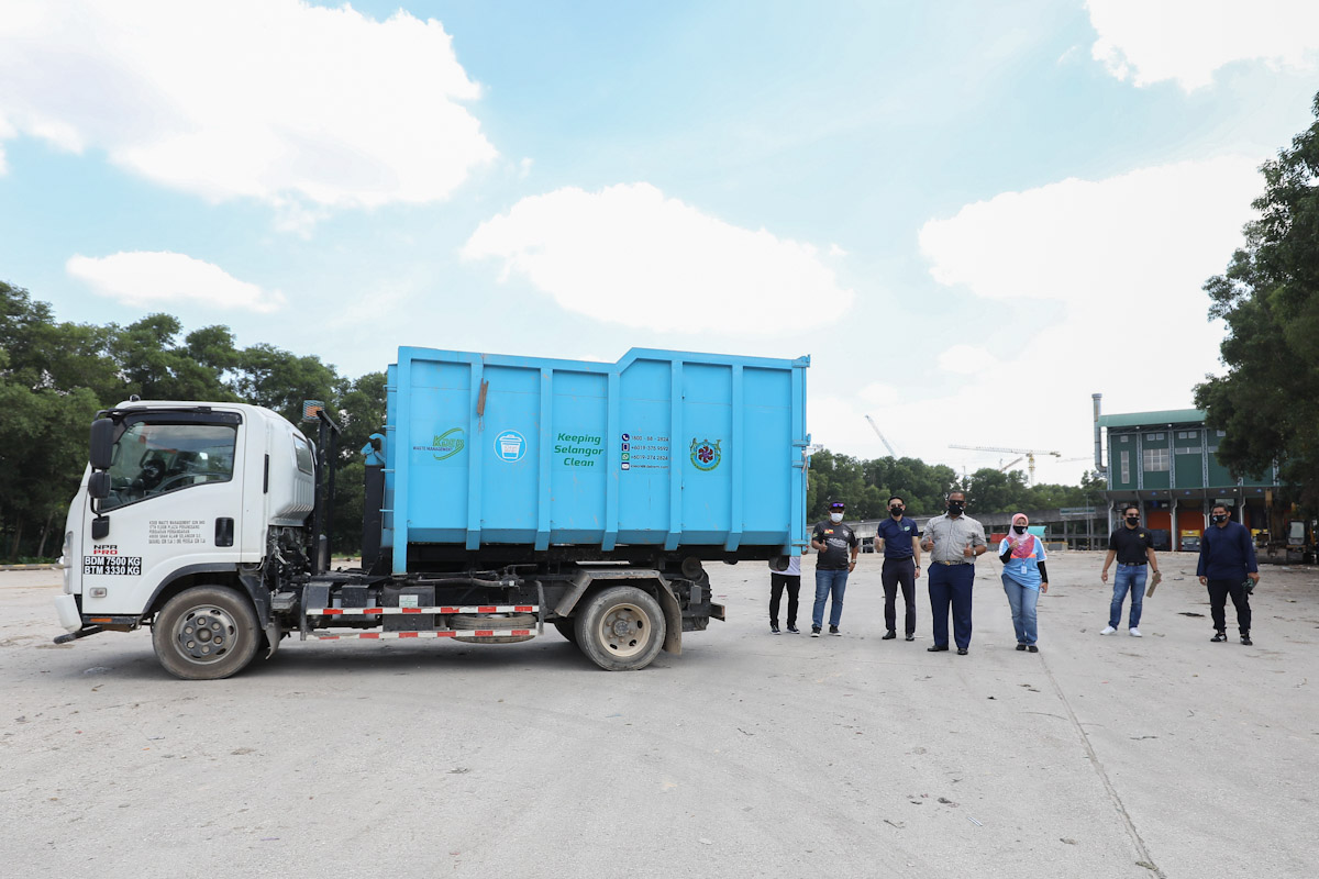 Lupus barang sempena Krismas, MPHS sedia tong sampah pukal
