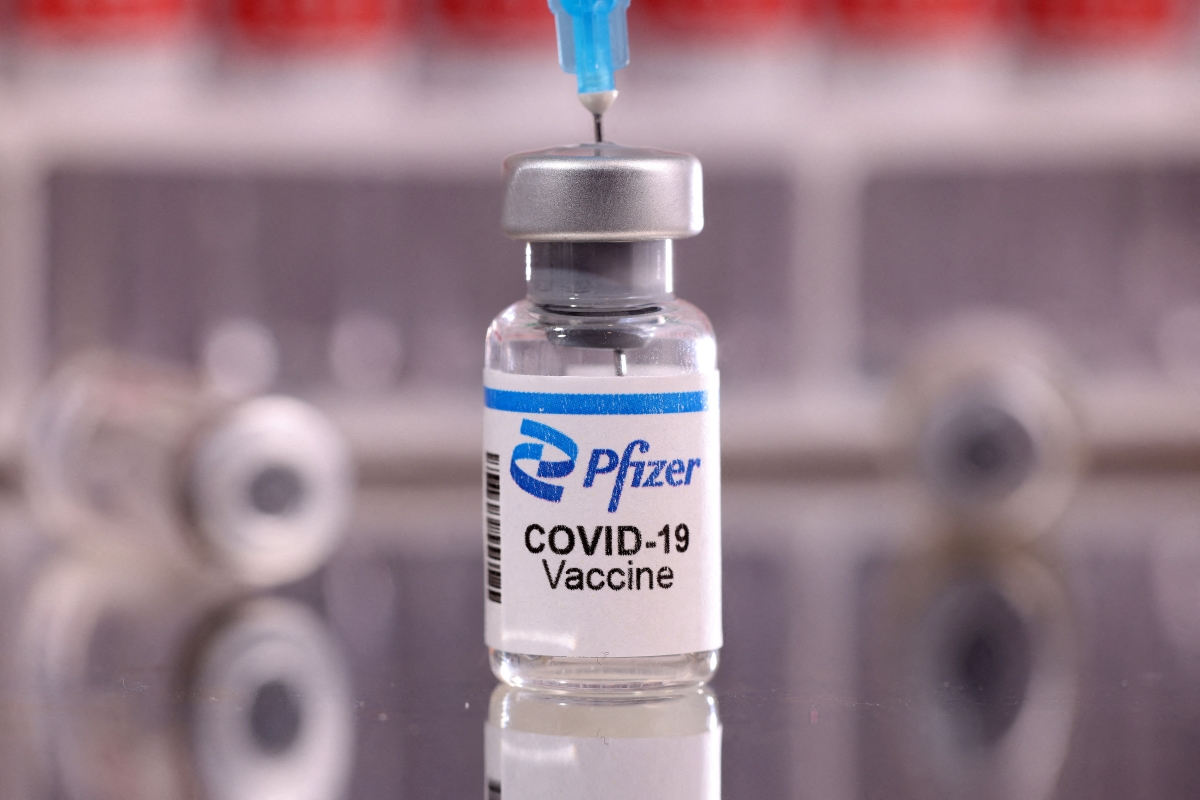 Pfizer and BioNTech launch trial of Omicron-targeted Covid vaccine