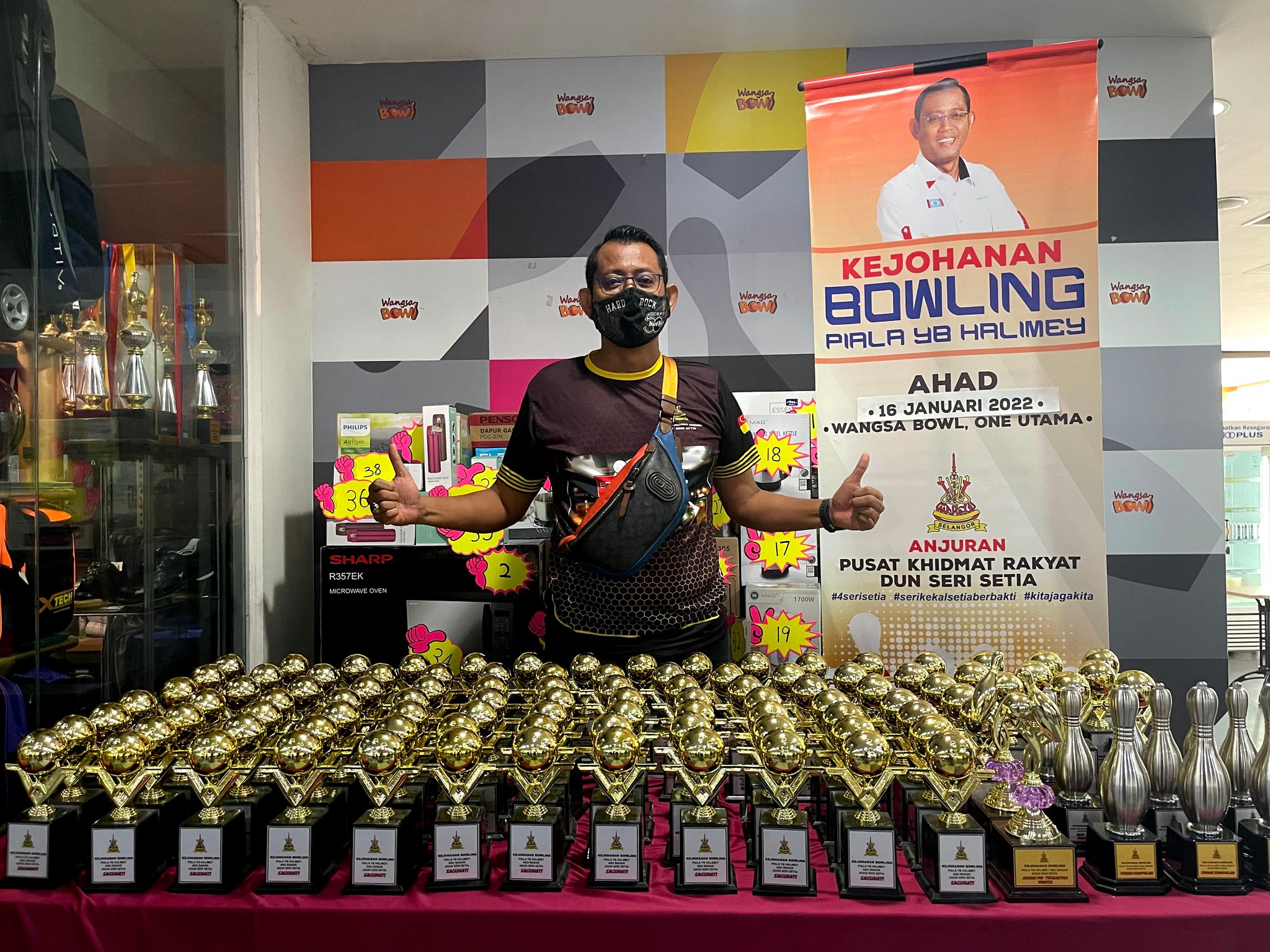 36 pasukan berentap rebut piala kejohanan boling wakil rakyat Seri Setia