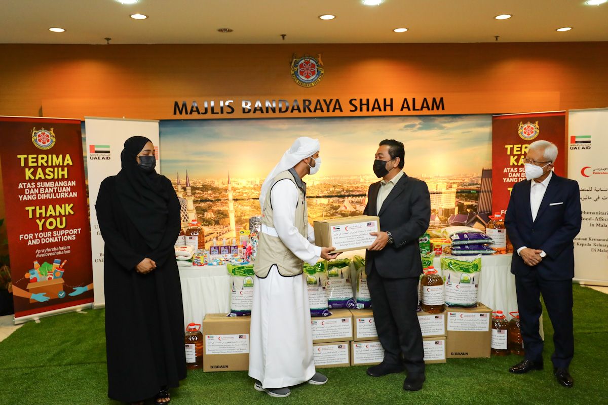 阿联酋捐9600基本物品 予莎阿南市厅助给洪水灾黎