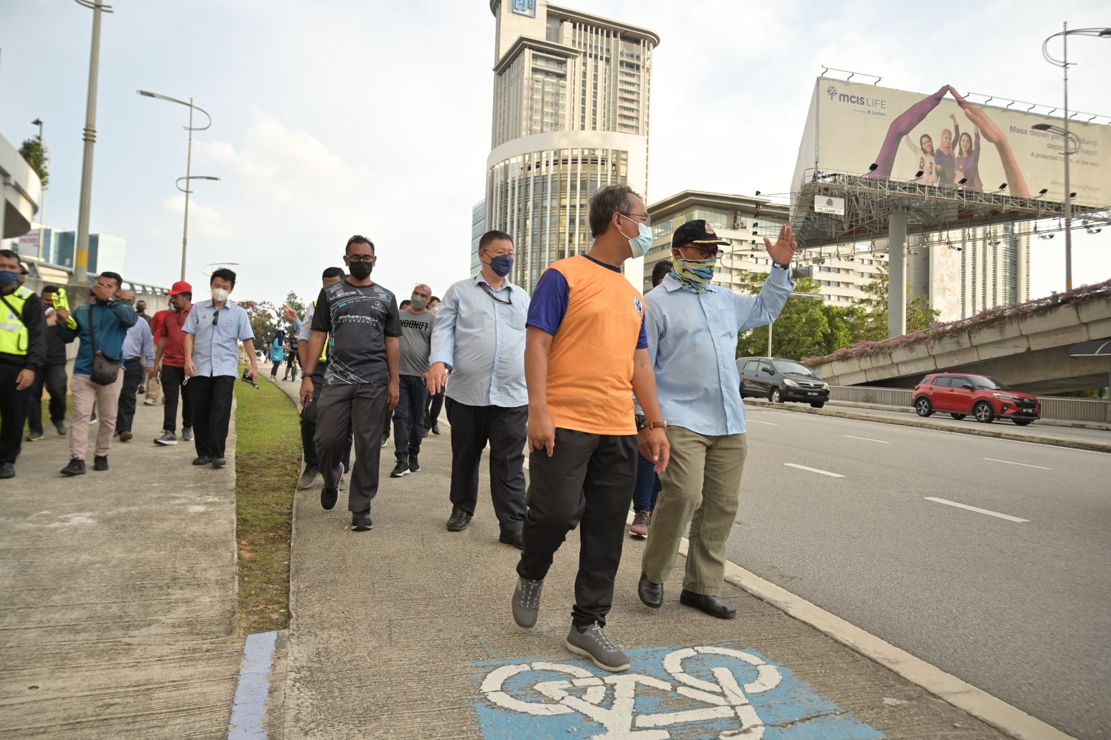 市长巡灵市基建  下令即修复损坏设备