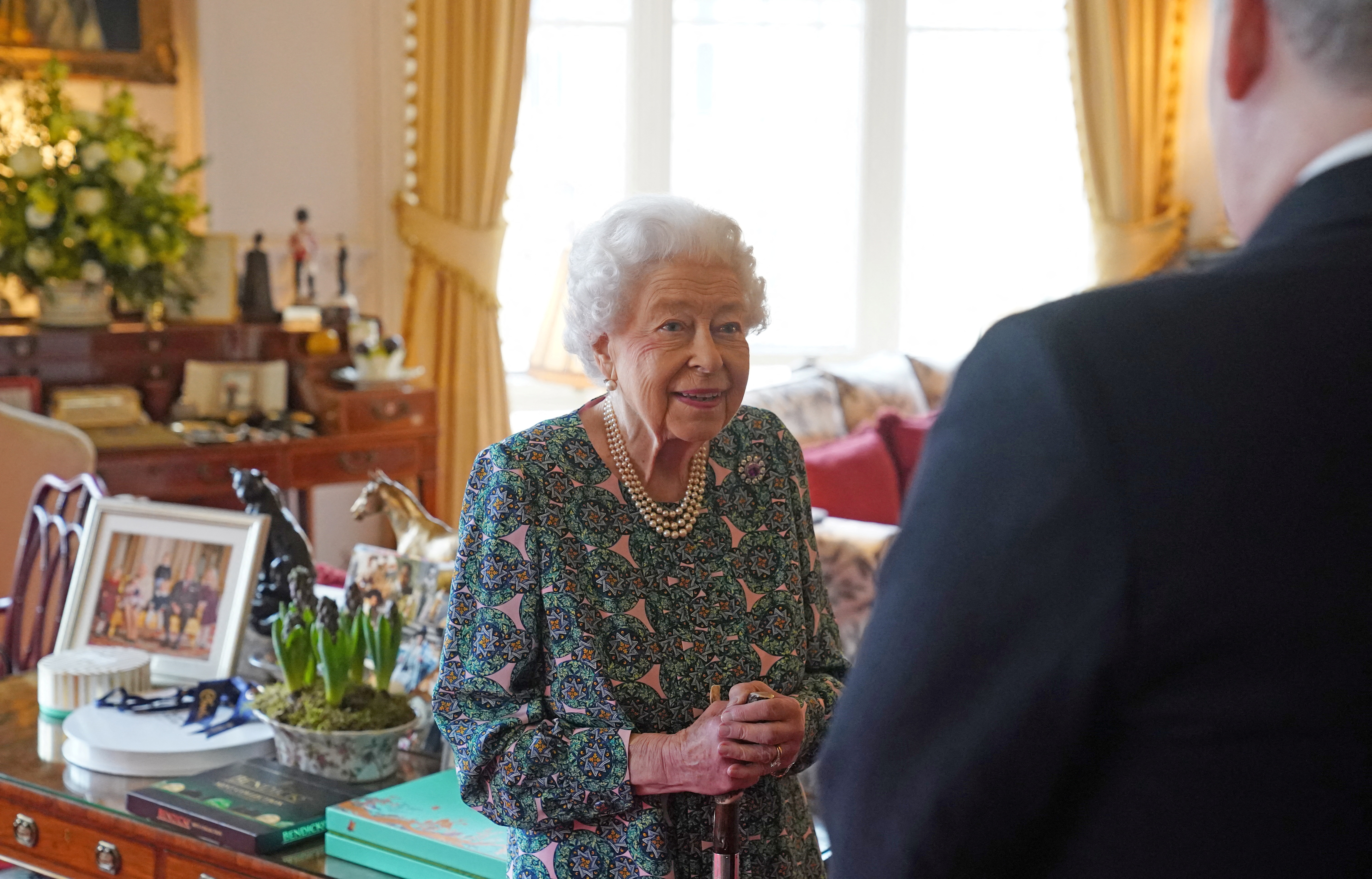 Queen Elizabeth II tests positive for Covid-19