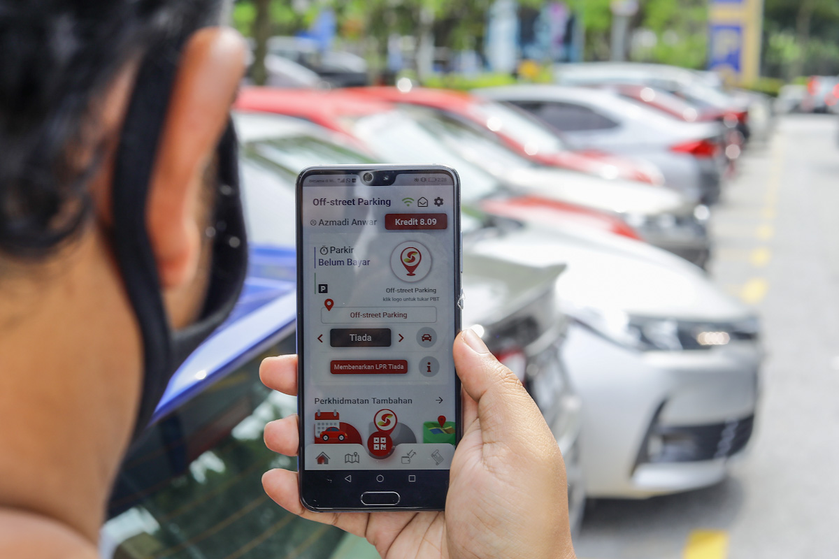 Smart parking app records 2.6 mln users, reduce use of paper — Exco